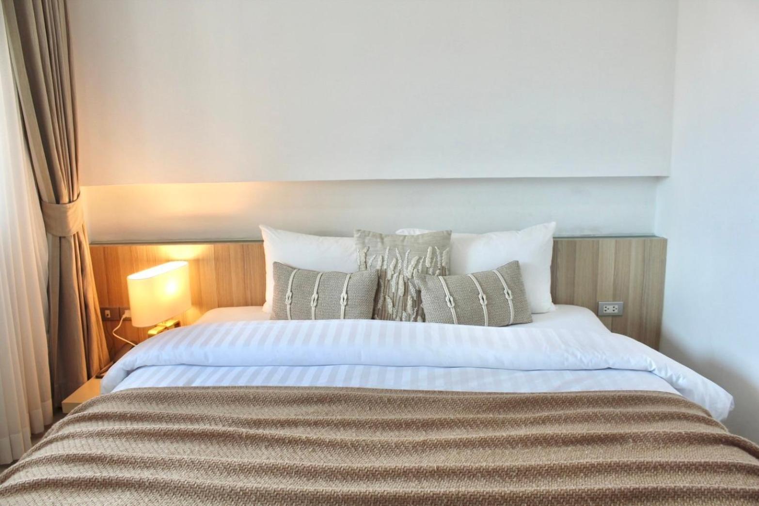 S2 Hotel - Sha Plus Certified Bangsaen Exteriör bild