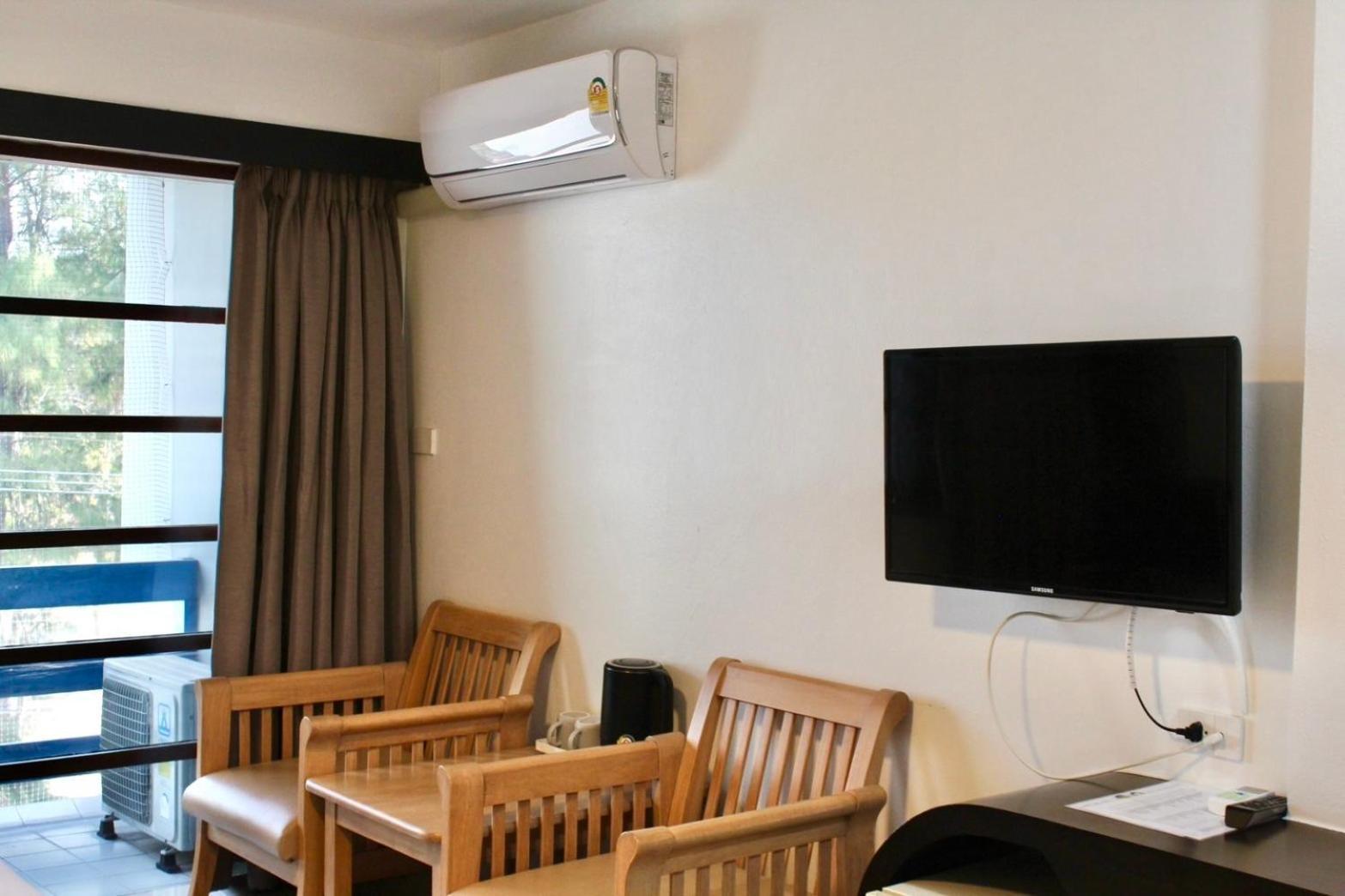 S2 Hotel - Sha Plus Certified Bangsaen Exteriör bild