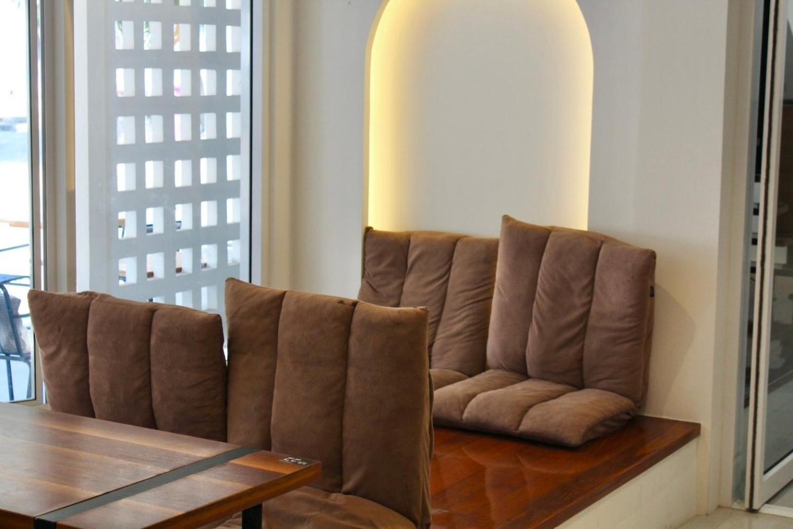 S2 Hotel - Sha Plus Certified Bangsaen Exteriör bild