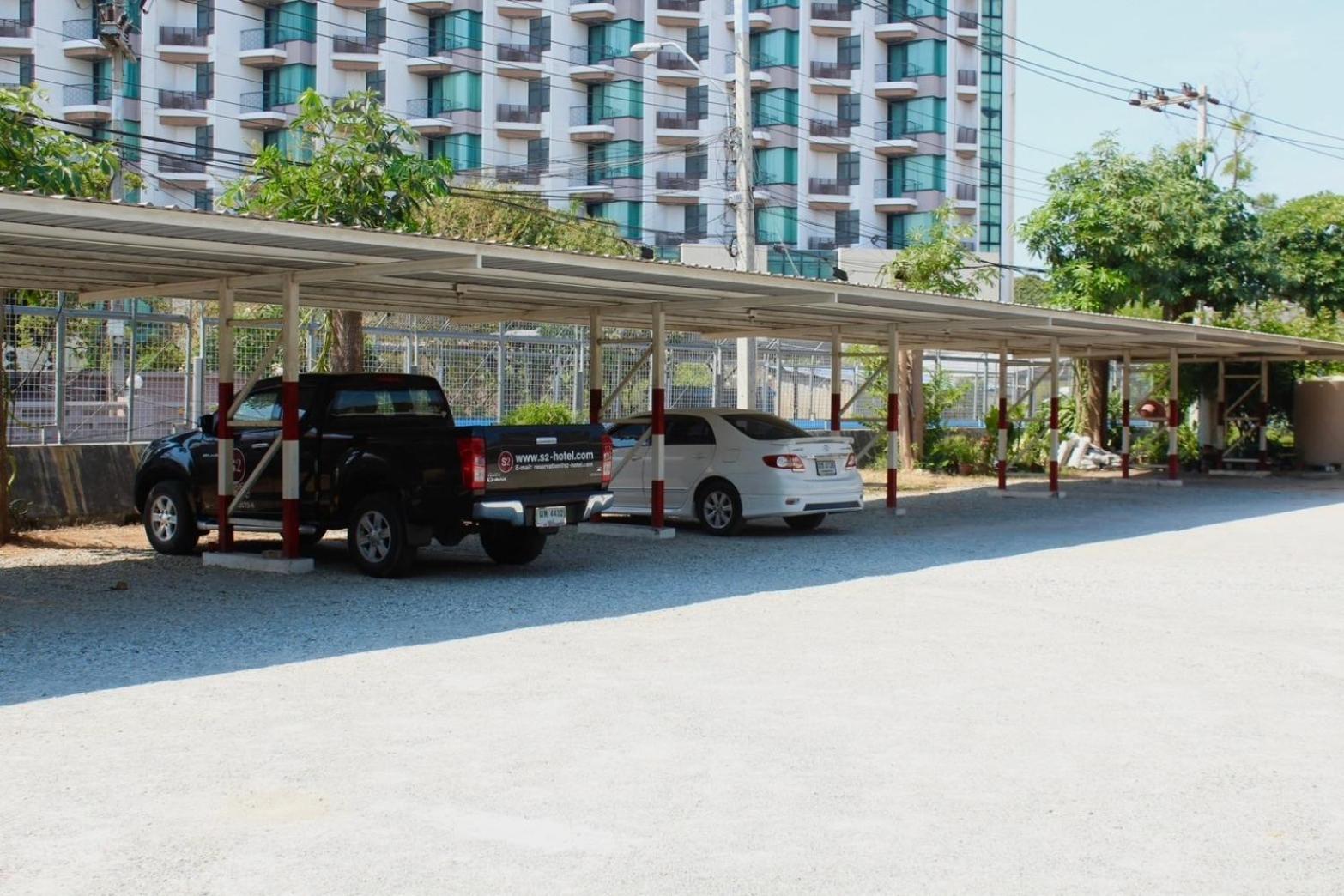 S2 Hotel - Sha Plus Certified Bangsaen Exteriör bild